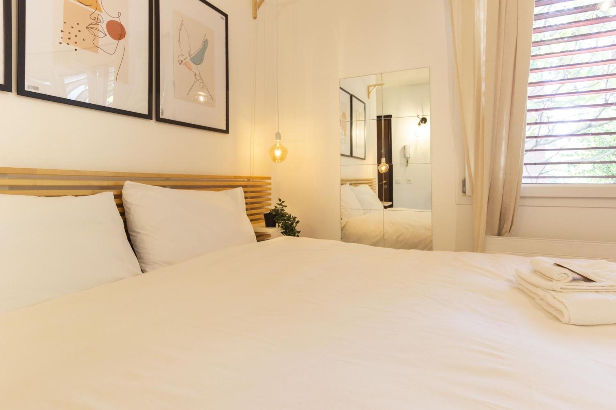 Bnb La Piccola - Free Parking Lugano Esterno foto